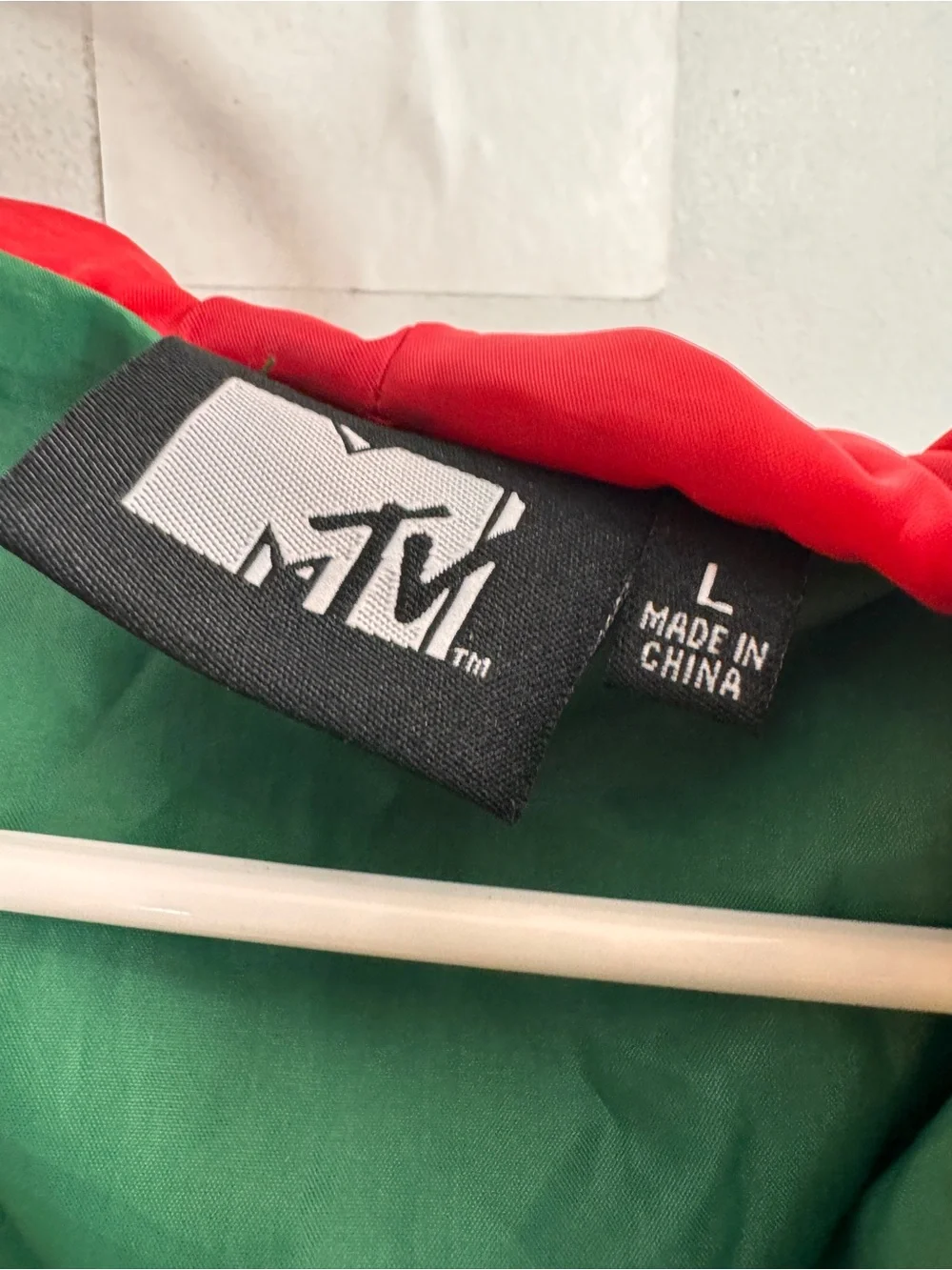 MTV Windbreaker Jacket Large Red Green Full Zip Hoodie Retro Music Colorblock